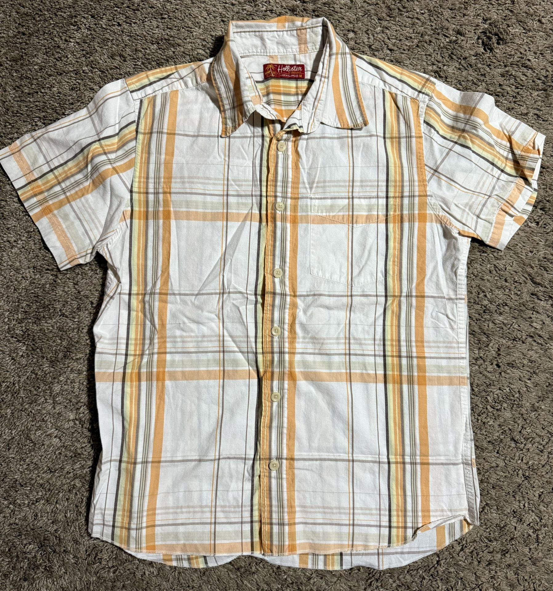 Hollister Plaid Button Up Shirt