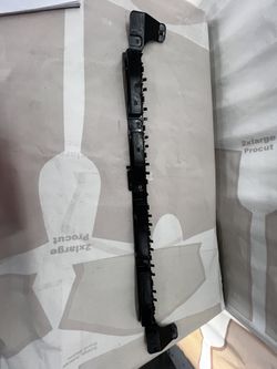 Tesla model 3 rear bumper bracket center support oem 