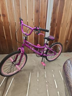 Kent 20 inch Girls 2 Cool bike