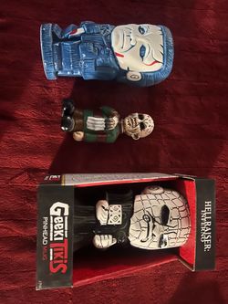 Geeki Tikis mugs