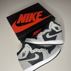 *Brand New* Jordan 1 Retro High Shadow 2.0 (GS) - Size 4y