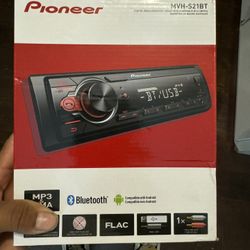 Pioneer Stereo
