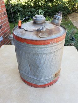 Antique gas can