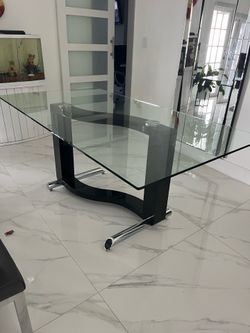 Mesa de Comedor/ Dinning Table