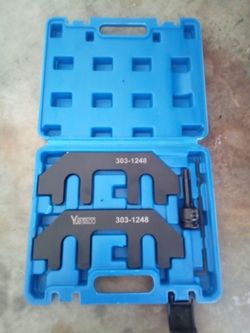 Camshaft Locks for 3.5 & 3.7L Ford V6s