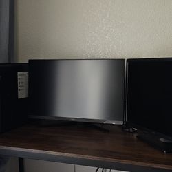 PC OMEN Desktop  + 2 Monitors