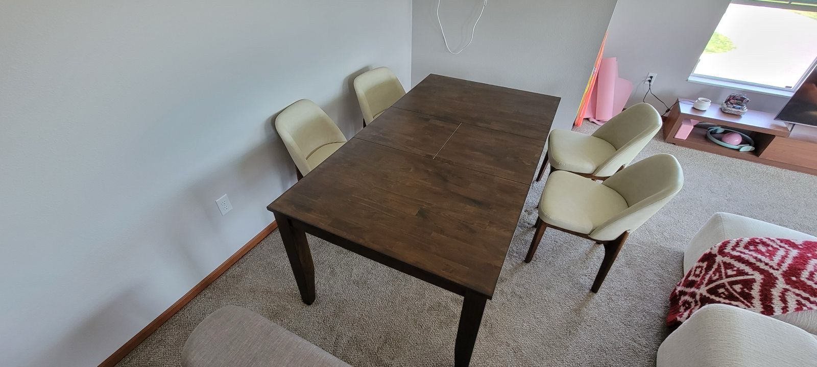 Extendable Dining Table