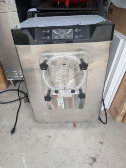 Commercial ice cream maker