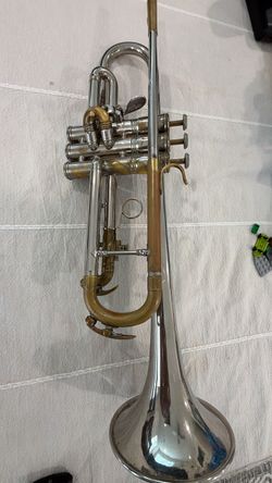 King Symphony Bb Trumpet