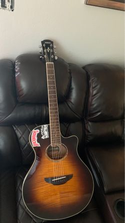 Yamaha guitar