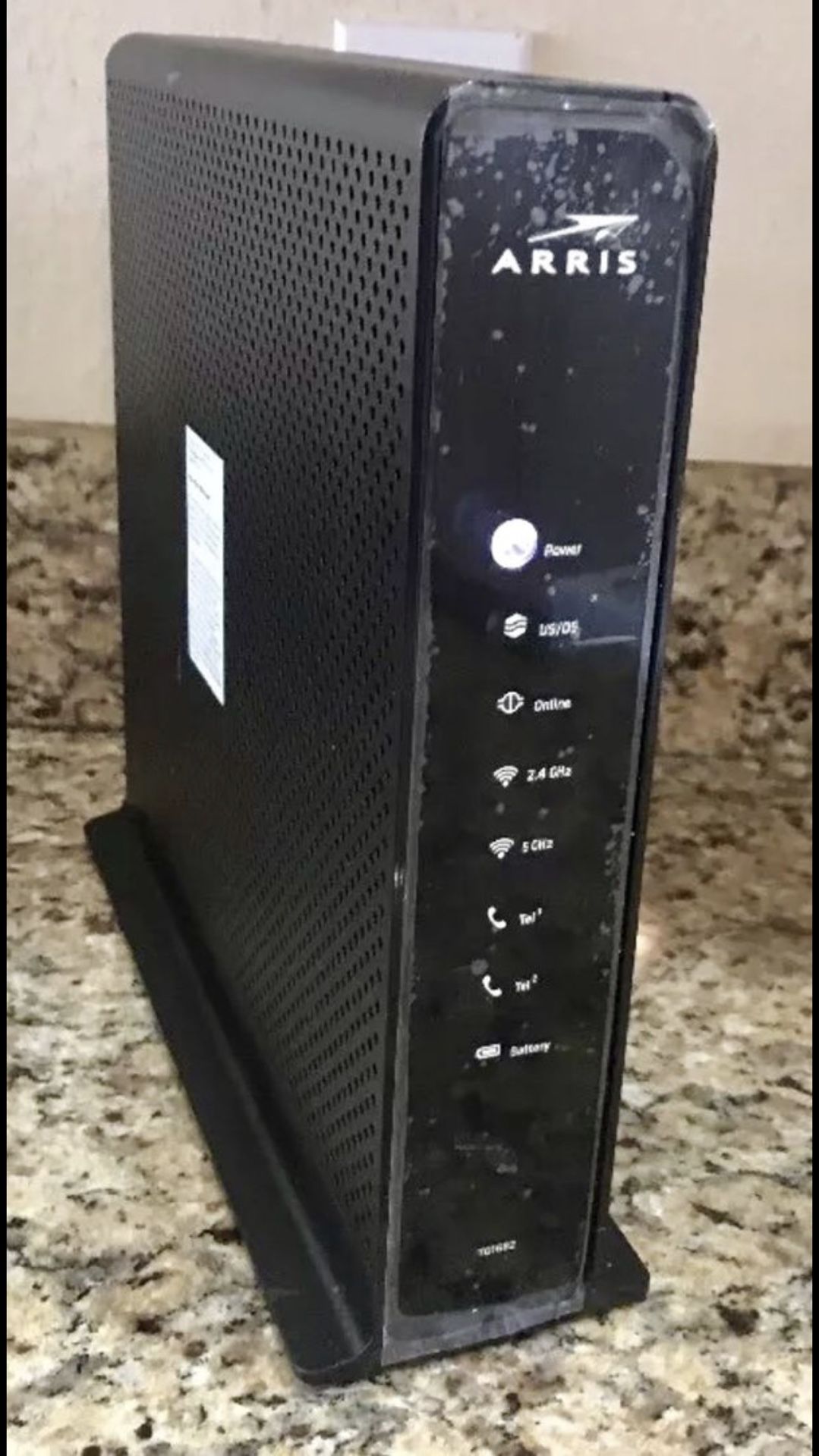 Arris tg1682g wireless router cable modem docsis 3.0