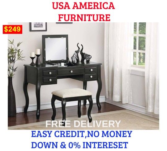 BRAND NEW VANITY SET INCLUDES VANITY DESK, MIRROR, AND STOOL Item #PDX014146