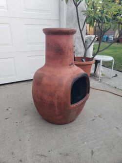 Fire Pit- Terracotta Chimenea