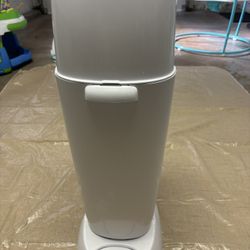Diaper Genie 