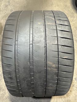 SINGLE (1) USED TIRE MICHELIN PILOT SPORT 4S ZP…345/25/21