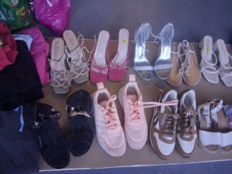 Shoe Sale Sizes 11/12 girls, 8 -9 womans $3 each