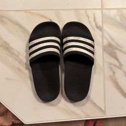 Kids Adidas Slides Size 2