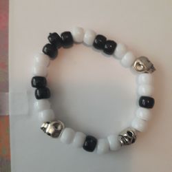 Bracelet Handmade Black & White With Skulls Goth