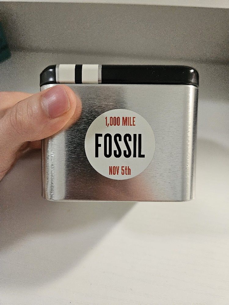Fossil The Minimalist Solar Watch - Leather Strap