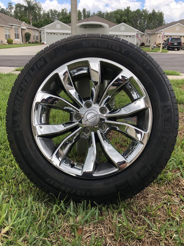 Chrysler 300 (Limited Model) Factory Wheels w/Tires for ...
