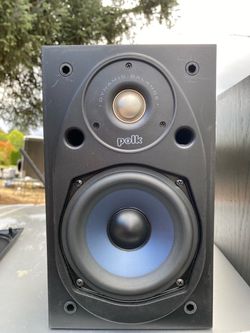 Polk audio RT25i bookshelf speakers