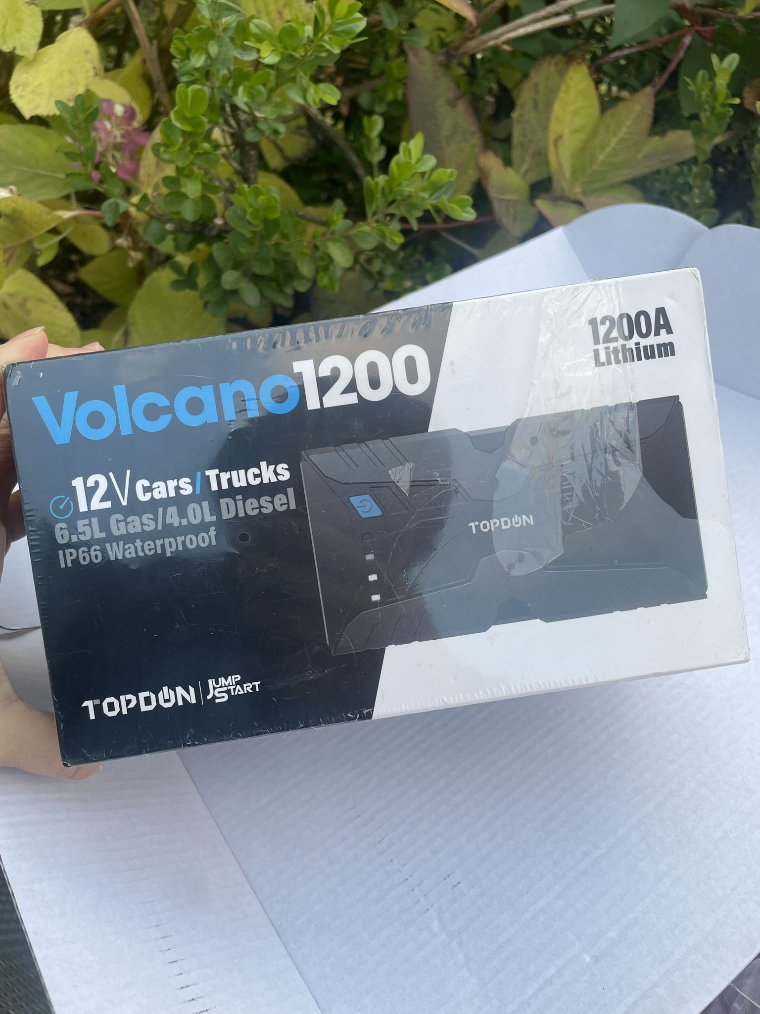 mini powerful 1200A Lithium !12V cars/trucks/boats/motorcycles