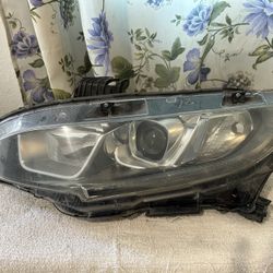 2016-2021 Honda Civic LH/Driver Side Headlight OEM