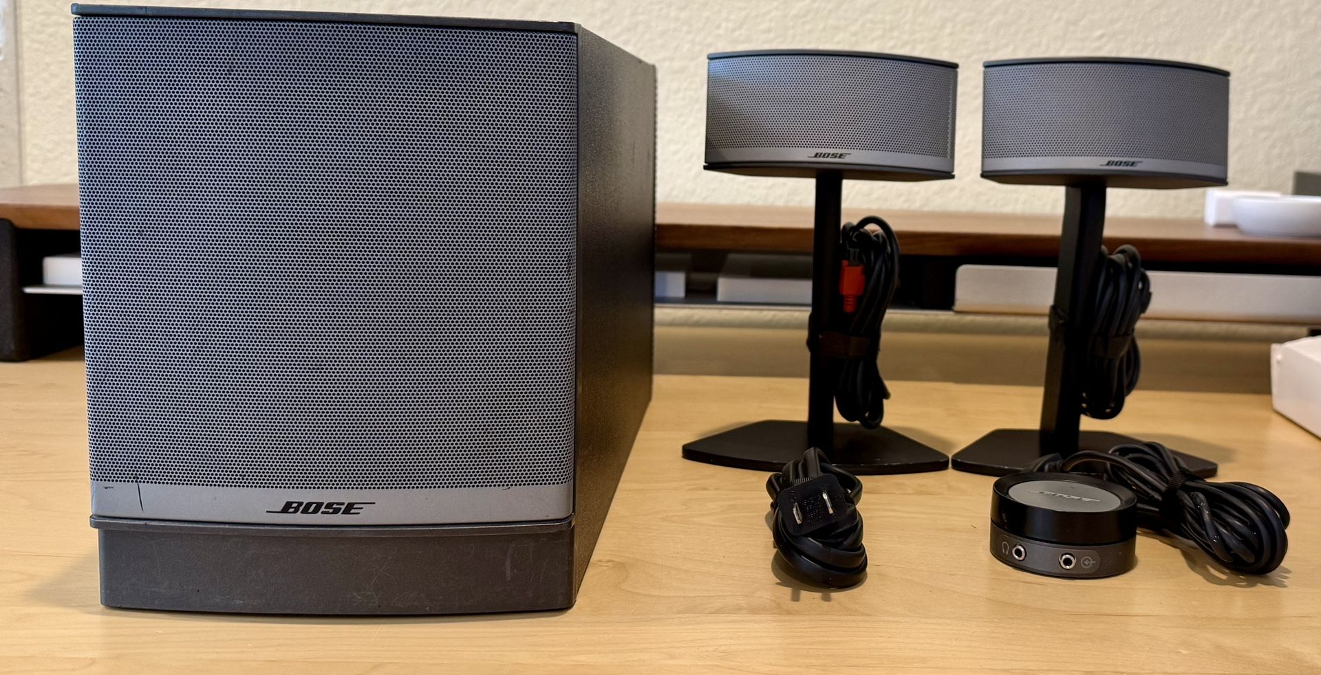 Bose COMPANION 5 multimedia speaker system