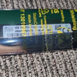 X2 Hynix 4GB Pc4 Desktop Memory 