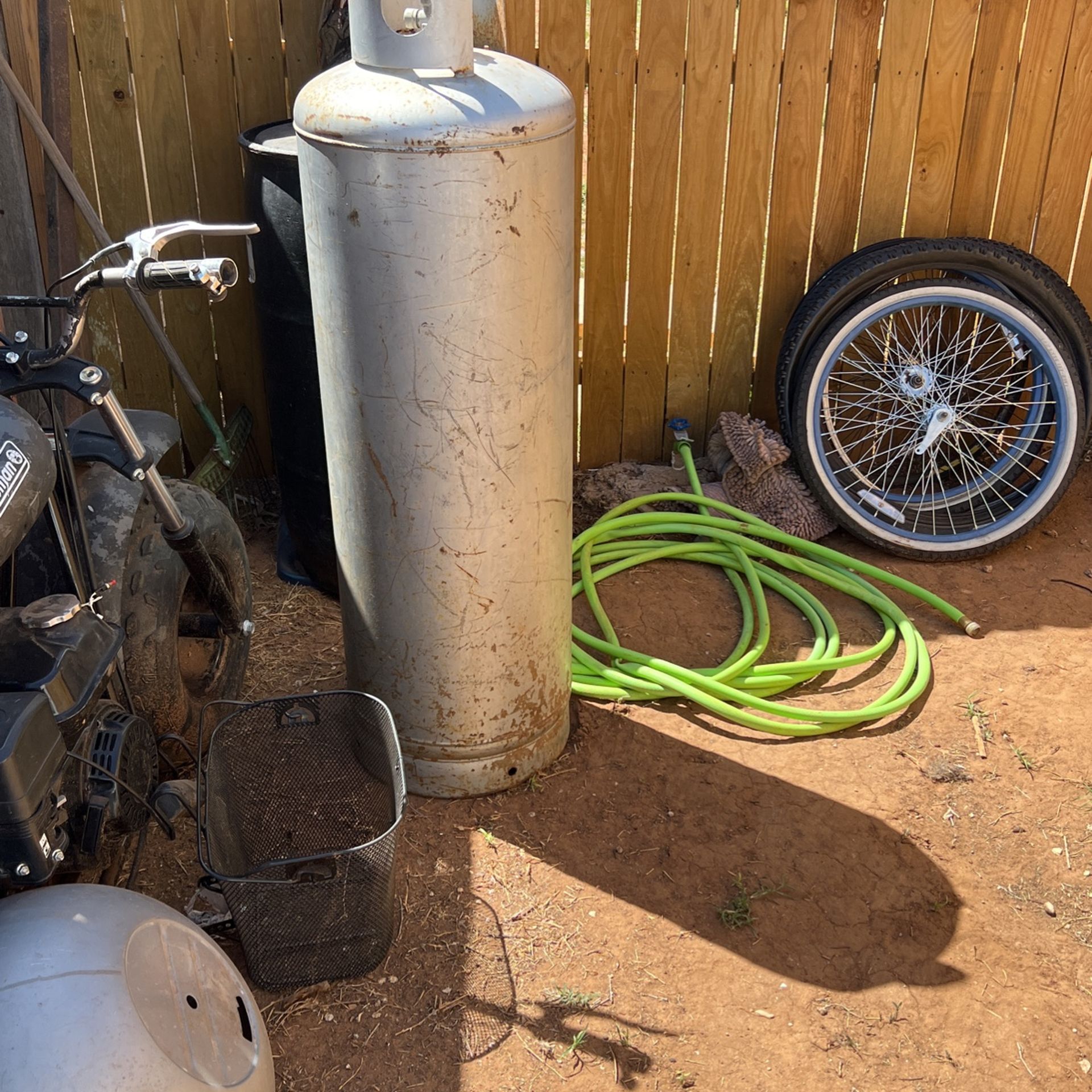 100lb Propane Tank