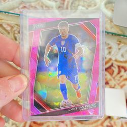 Christian Pulisic Pink Refractor /75