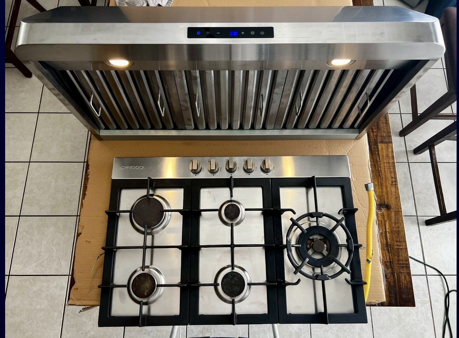 🔥 COSMO 30” Gas Cooktop + 30” Range Hood Set – $500 (OBO) 🔥