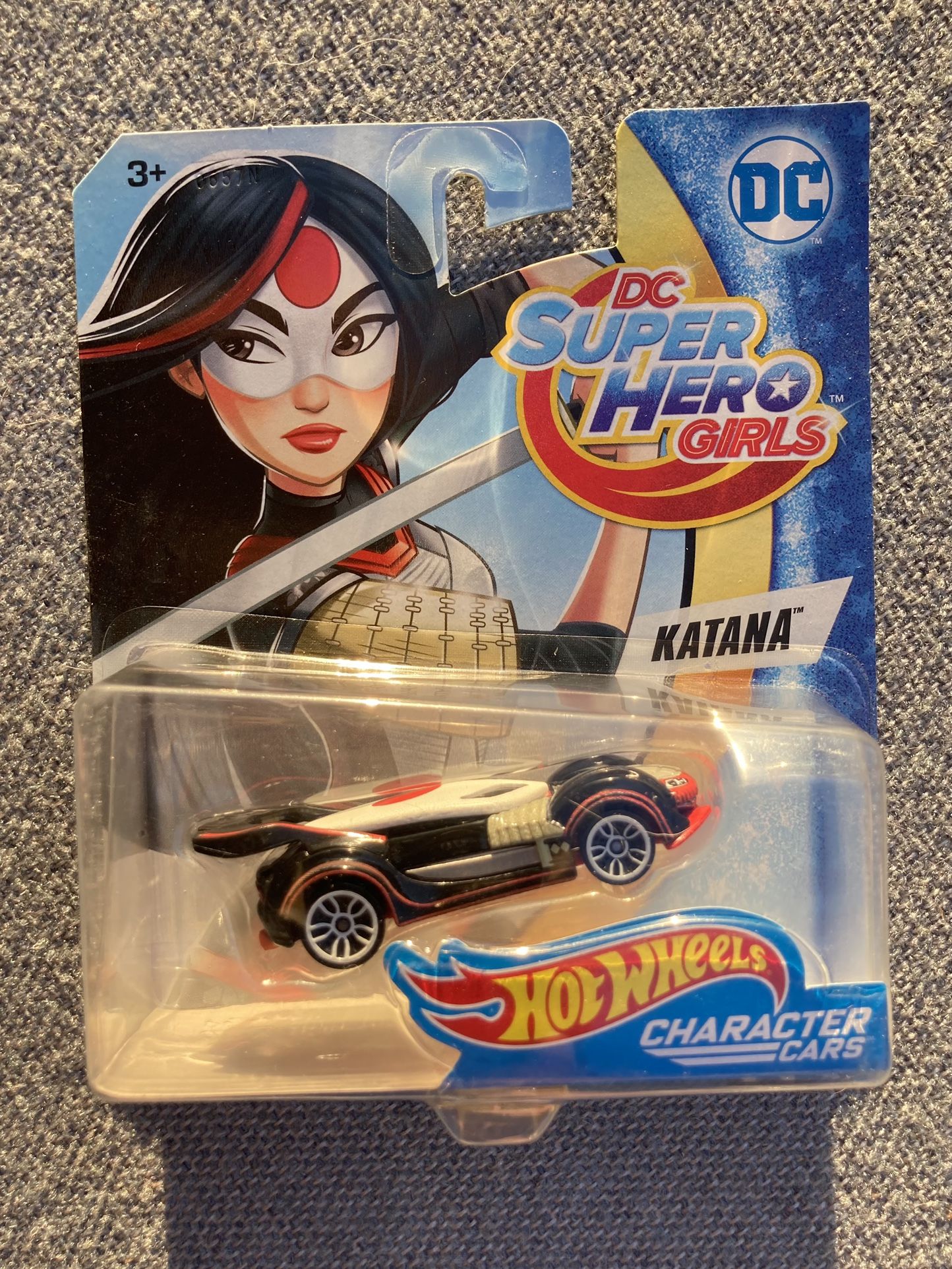 Hot Wheels Super Girls 2 Cars