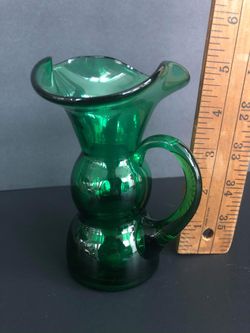 Retro/Modern Green Glass Vase/Pitcher
