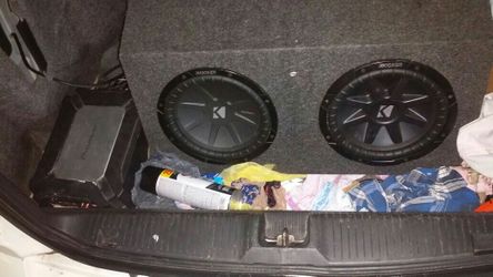 I have 2 10 inch kicker subs barley used n amp 850 watt built box sound great kist need money an need gone lmk thanks