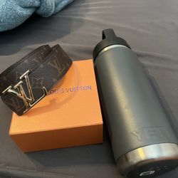 Belt / Bottle 