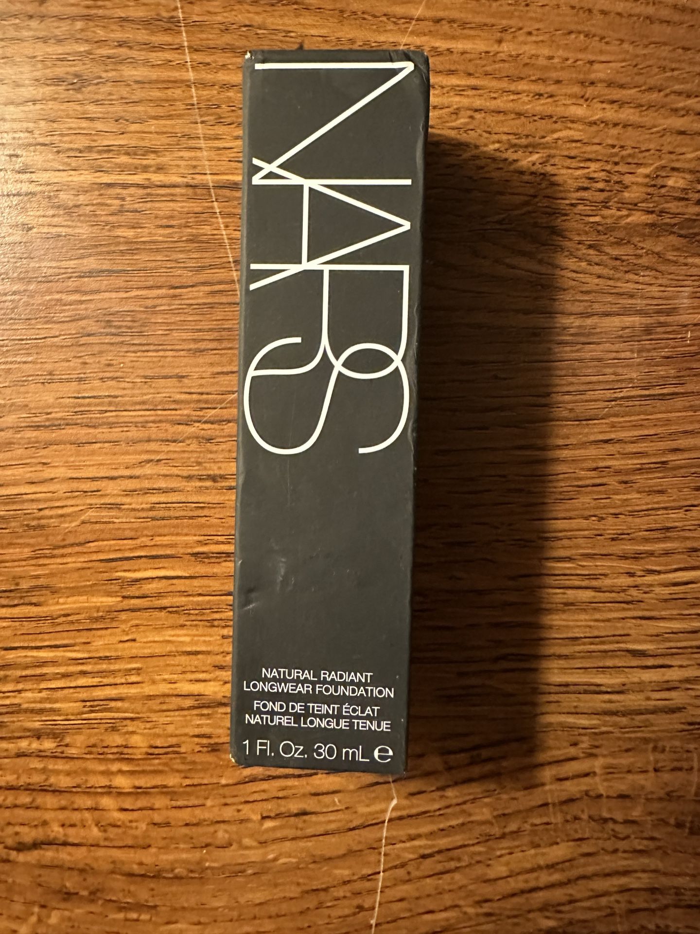 NARS Radiant Long Wear Foundation Fiji