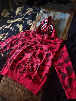 Bape zip