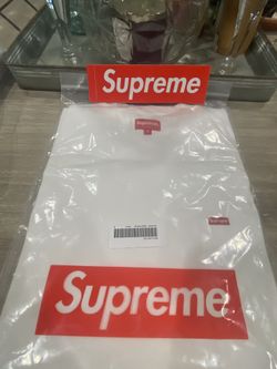 Supreme small box logo size M