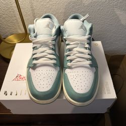 Jordan 1 Low White Cannon (Women's) - 10W/8.5M 