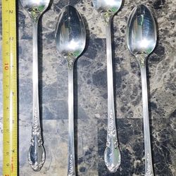 Vintage Wm. Rogers IS Silverplate Flatware Set 5 Pieces Long Spoons 