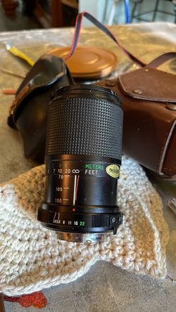 35 mm zoom lens Vivitar
