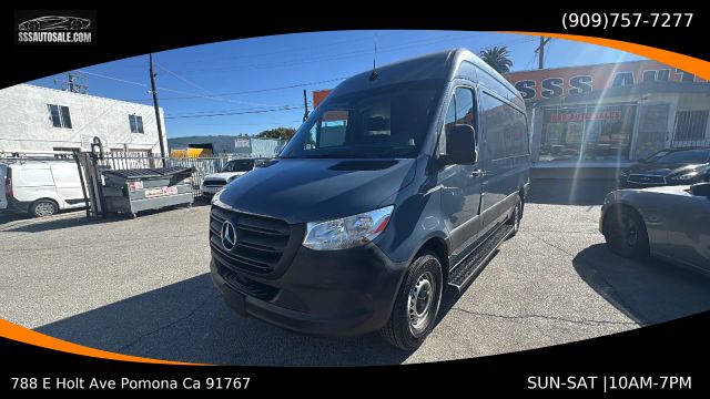 2019 Mercedes-Benz Sprinter 2500 Crew