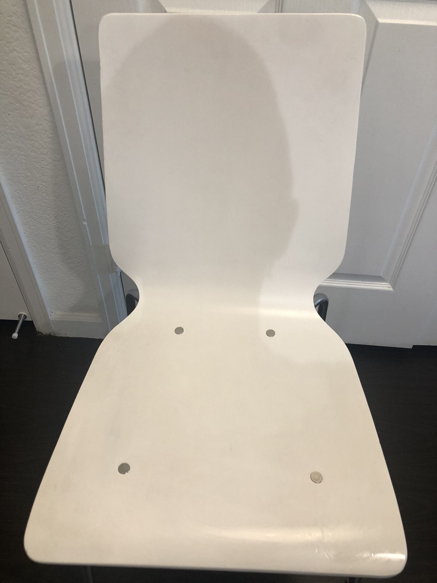 $10 Awesome Sturdy White Chair