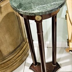 The Bombay Company Green Marble Top Side End Table Stand Accent Cherry Wood Entry Hallway