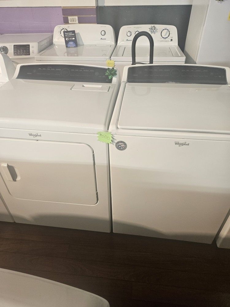 Whirlpool Washer and Dryer Set