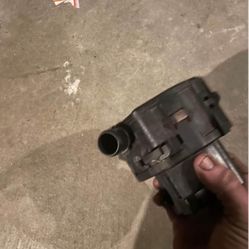 Rare Subaru Mazda turbo pump