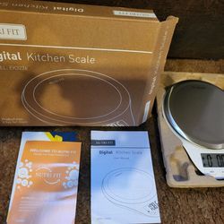 Nutri Fit Digital Kitchen Scale  - Model EK3226. 