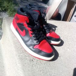 Jordan 1 Bred