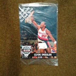 1(contact info removed) Clyde Drexler Skybox